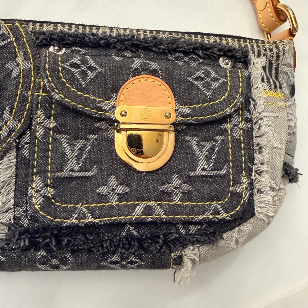 Louis Vuitton Black and Gray Denim Monogram Patchwork Shoulder Bag - New! - Picture 3 of 9
